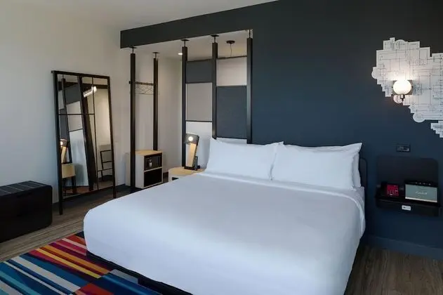 aloft, Oda, 1 En Büyük (King) Boy Yatak, Sigara İçilmez