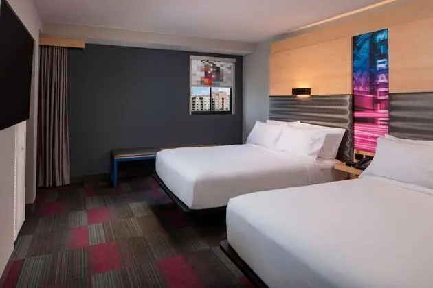 aloft, Süit, 2 Çift Kişilik Yatak, Şehir Manzaralı