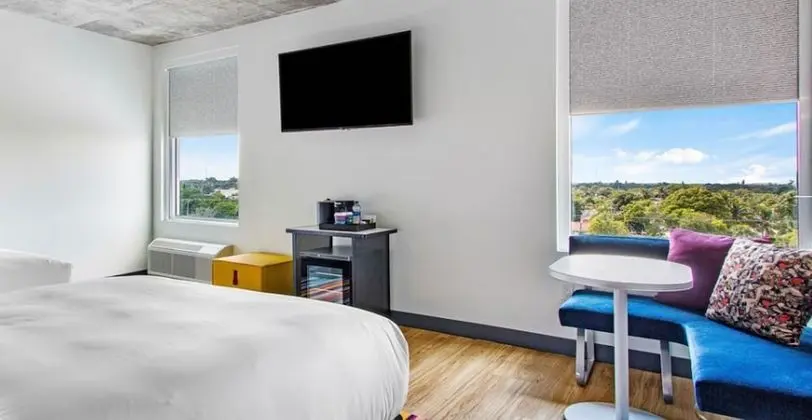 aloft, Oda, 2 Büyük (Queen) Boy Yatak, Sigara İçilmez, Şehir Manzaralı
