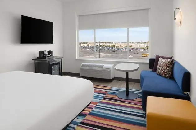 aloft, Oda, 2 Çift Kişilik Yatak, Sigara İçilmez