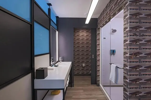aloft, Oda, 1 En Büyük (King) Boy Yatak, Sigara İçilmez