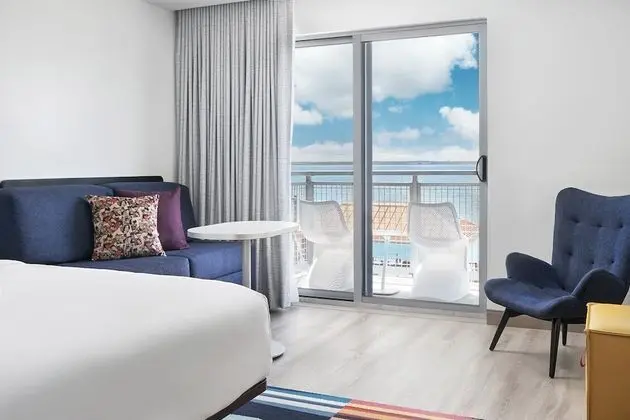Oda, Birden Çok Yatak, Sigara İçilmez, Balkon