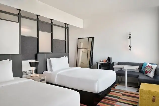 Breezy, Oda, 2 Tek Kişilik Yatak, Sigara İçilmez, Şehir Manzaralı
