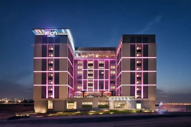 Breezy, Süit, 1 En Büyük (King) Boy Yatak ve Çekyat, Sigara İçilmez, Şehir Manzaralı