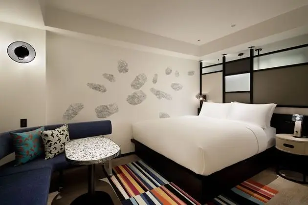 Çatı Katı (Loft), 1 Büyük (Queen) Boy Yatak, Sigara İçilmez, Şehir Manzaralı