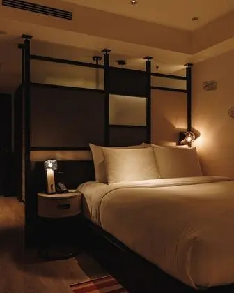 Çatı Katı (Loft), 1 Büyük (Queen) Boy Yatak, Sigara İçilmez, Şehir Manzaralı