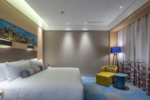 Oda, 1 En Büyük (King) Boy Yatak, Sigara İçilmez (Savvy)