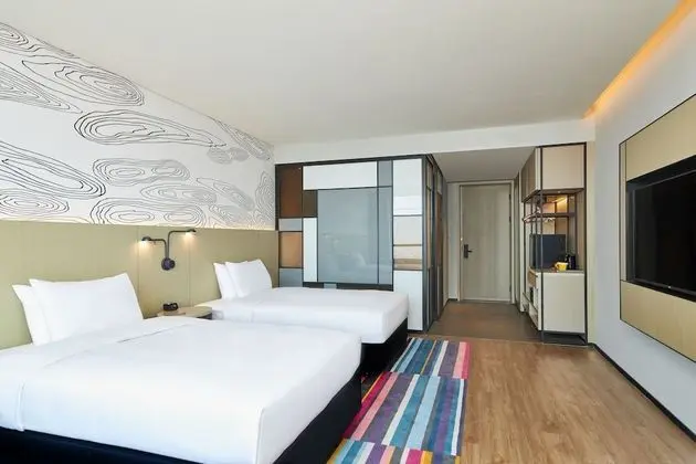 Oda, 2 Çift Kişilik Yatak, Sigara İçilmez, Şehir Manzaralı