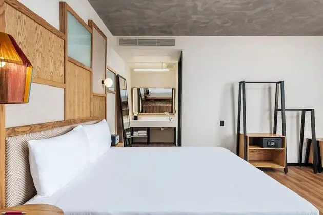 aloft, Oda, 1 En Büyük (King) Boy Yatak, Sigara İçilmez, Şehir Manzaralı