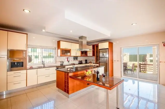 Villa, 4 Yatak Odası, Kişiye Özel Havuzlu