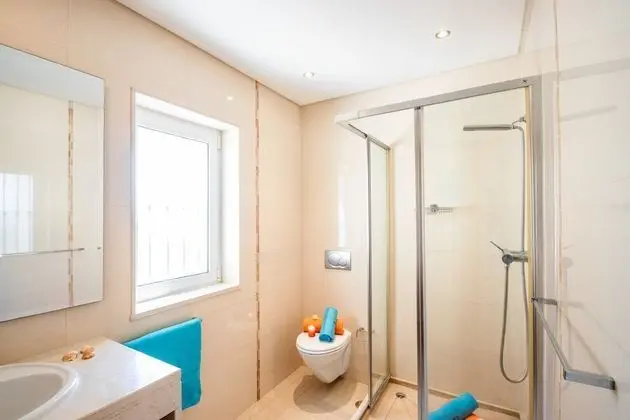 Villa, 4 Yatak Odası, Kişiye Özel Havuzlu