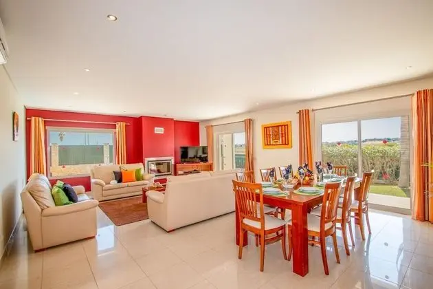 Villa, 4 Yatak Odası, Kişiye Özel Havuzlu