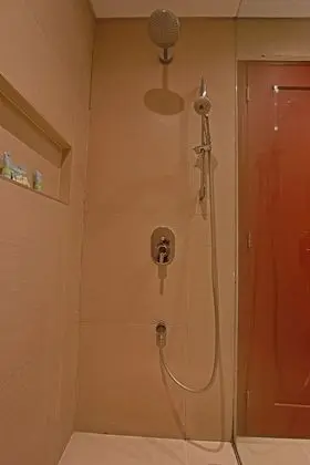 Deluxe Oda, 1 Büyük (Queen) Boy Yatak ve Çekyat, Balkon