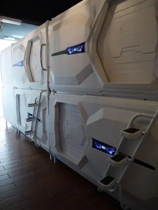 Ortak Ranzalı Oda (1 Capsule in 18 Capsules Room)