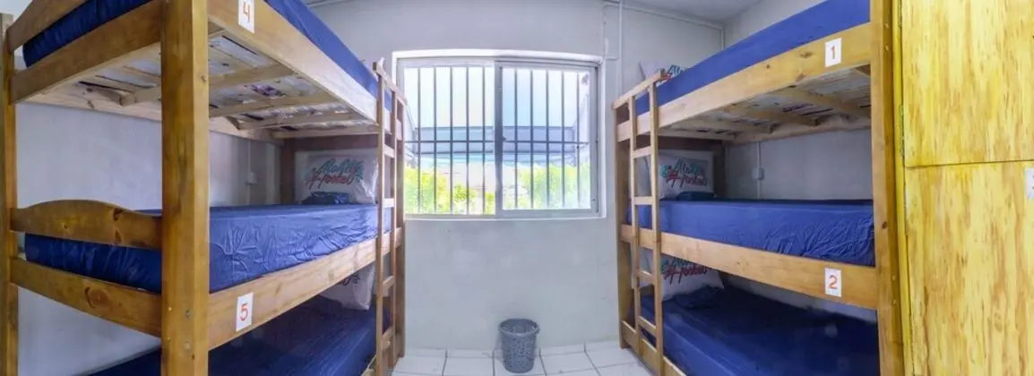Ortak Ranzalı Oda, Karma Ranzalı Oda