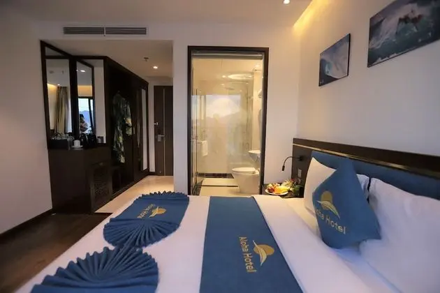 Senior Tek Büyük veya İki Ayrı Yataklı Oda, Şehir Manzaralı