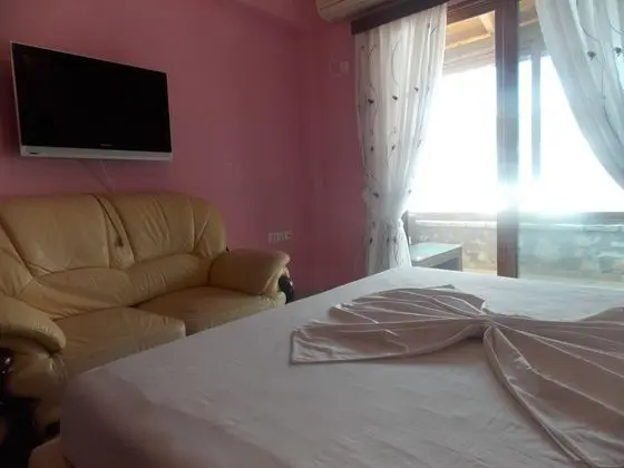 Tek Büyük Yataklı Oda, Deniz Manzaralı