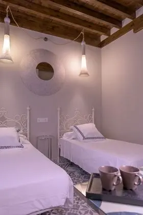 Standard Tek Kişilik Oda (with a view to San Miguel Alto, H10)