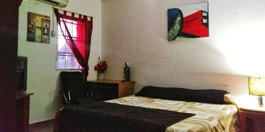 Comfort Tek Büyük Yataklı Oda, 1 Büyük (Queen) Boy Yatak, Sigara İçilmez, Banyolu/Duşlu