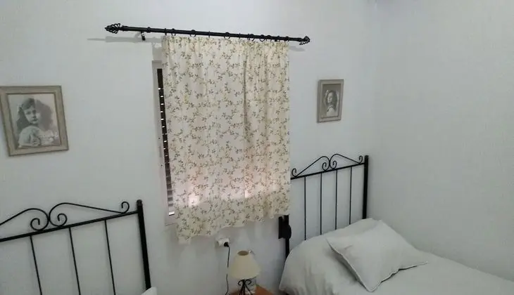 Basic İki Ayrı Yataklı Oda