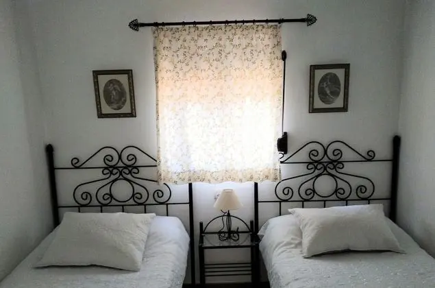 Basic İki Ayrı Yataklı Oda