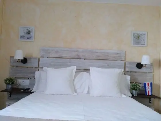 Tek Büyük Yataklı Oda, Sigara İçilmez, Teras (Madreselva)