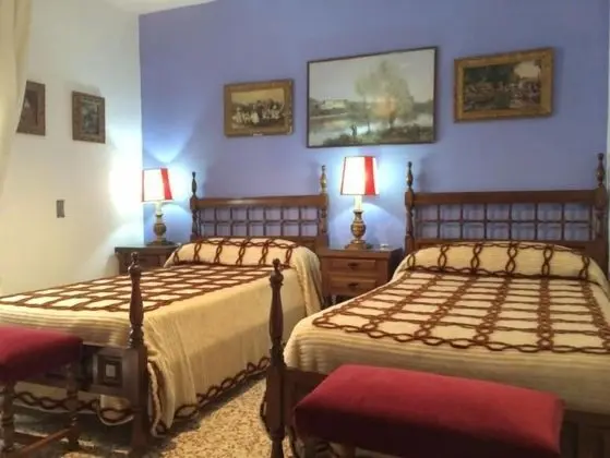 İki Ayrı Yataklı Oda, 2 Tek Kişilik Yatak, Ortak Banyo (Azul)