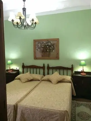 İki Ayrı Yataklı Oda, 2 Tek Kişilik Yatak, Ortak Banyo (Verde)