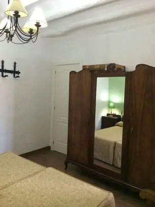 İki Ayrı Yataklı Oda, 2 Tek Kişilik Yatak, Ortak Banyo (Verde)