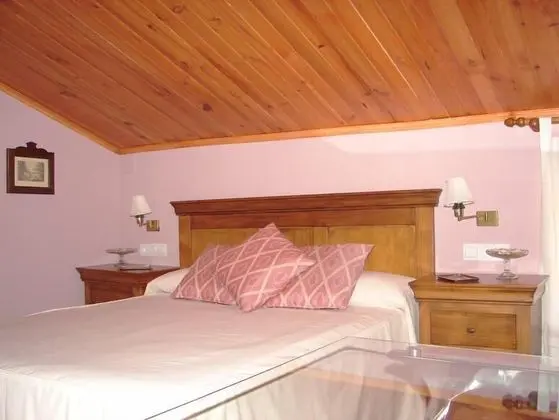 Tek Büyük Yataklı Oda, 1 Çift Kişilik Yatak, Özel Banyo (Buhardilla)