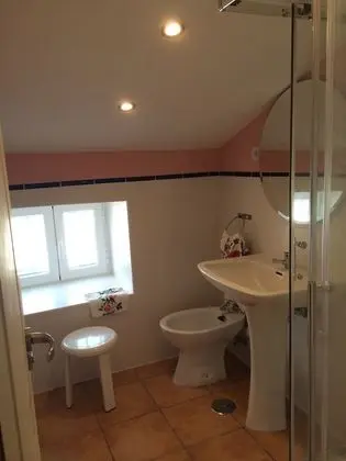 Tek Büyük Yataklı Oda, 1 Çift Kişilik Yatak, Özel Banyo (Buhardilla)