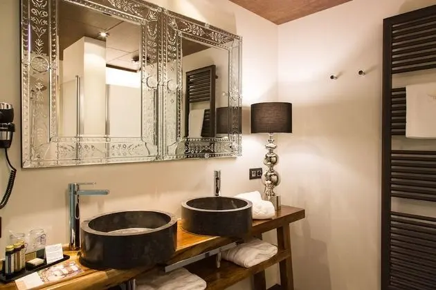 Üç Kişilik Oda (2 Adults + 1 Child)