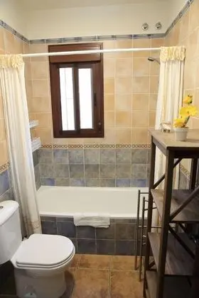 Ev, Özel Banyo, Göl Manzaralı