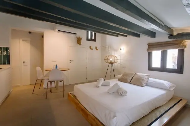 Stüdyo, Banyolu/Duşlu