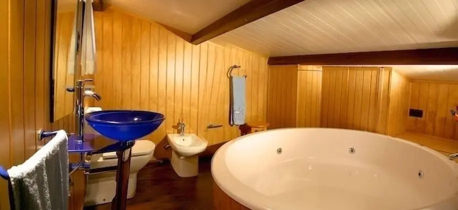 Ev, 4 Yatak Odası (LM)