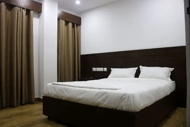 Deluxe Tek Büyük veya İki Ayrı Yataklı Oda