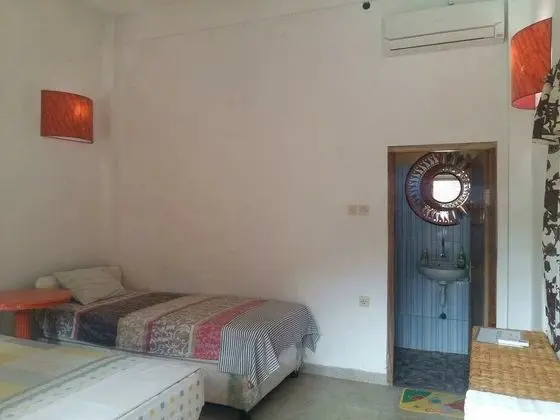 Economy Üç Kişilik Oda