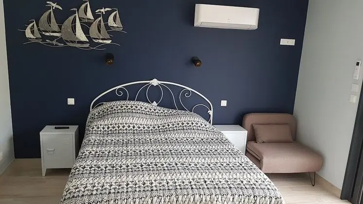 Üç Kişilik Oda (La Pierrière)