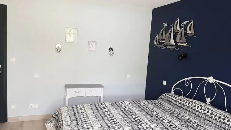 Üç Kişilik Oda (La Pierrière)