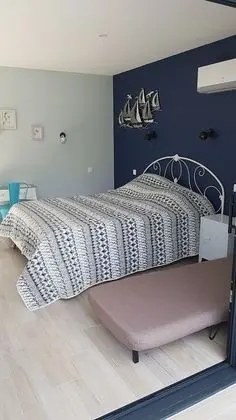 Üç Kişilik Oda (La Pierrière)