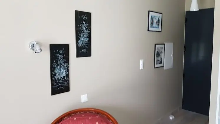 Üç Kişilik Oda (Sauvajou)