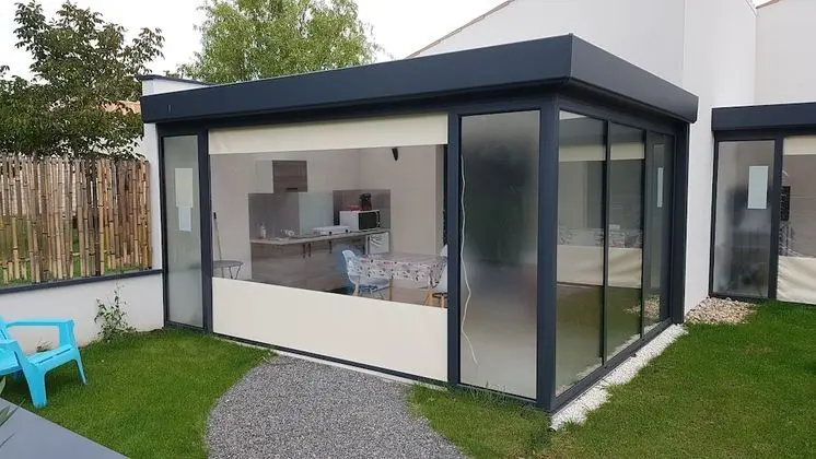 Üç Kişilik Oda (Sauvajou)