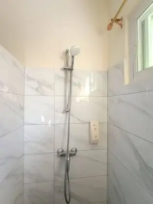Tek Büyük veya İki Ayrı Yataklı Oda (Double)