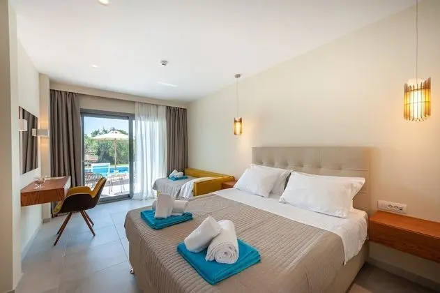 Premium Dört Kişilik Oda, Kişiye Özel Havuzlu (Private Garden)