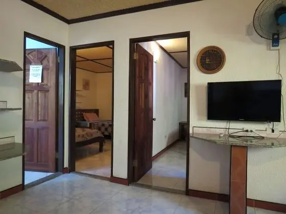 Deluxe Ev, 2 Yatak Odası, Küçük Mutfak, Havuz Kenarı