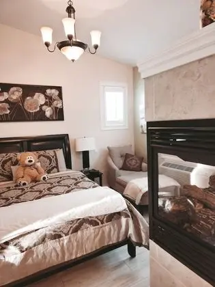 Luxury Oda, 1 Büyük (Queen) Boy Yatak
