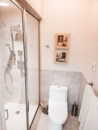 Luxury Oda, 1 Büyük (Queen) Boy Yatak