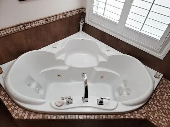 Luxury Oda, 1 En Büyük (King) Boy Yatak