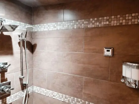 Luxury Oda, 1 En Büyük (King) Boy Yatak