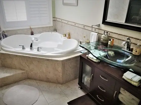 Luxury Oda, 1 En Büyük (King) Boy Yatak